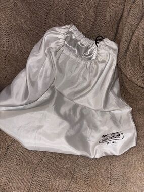 Coach White Satin Dust Bag Drawstring Storage Pouch Leatherware Logo 24” x 18”